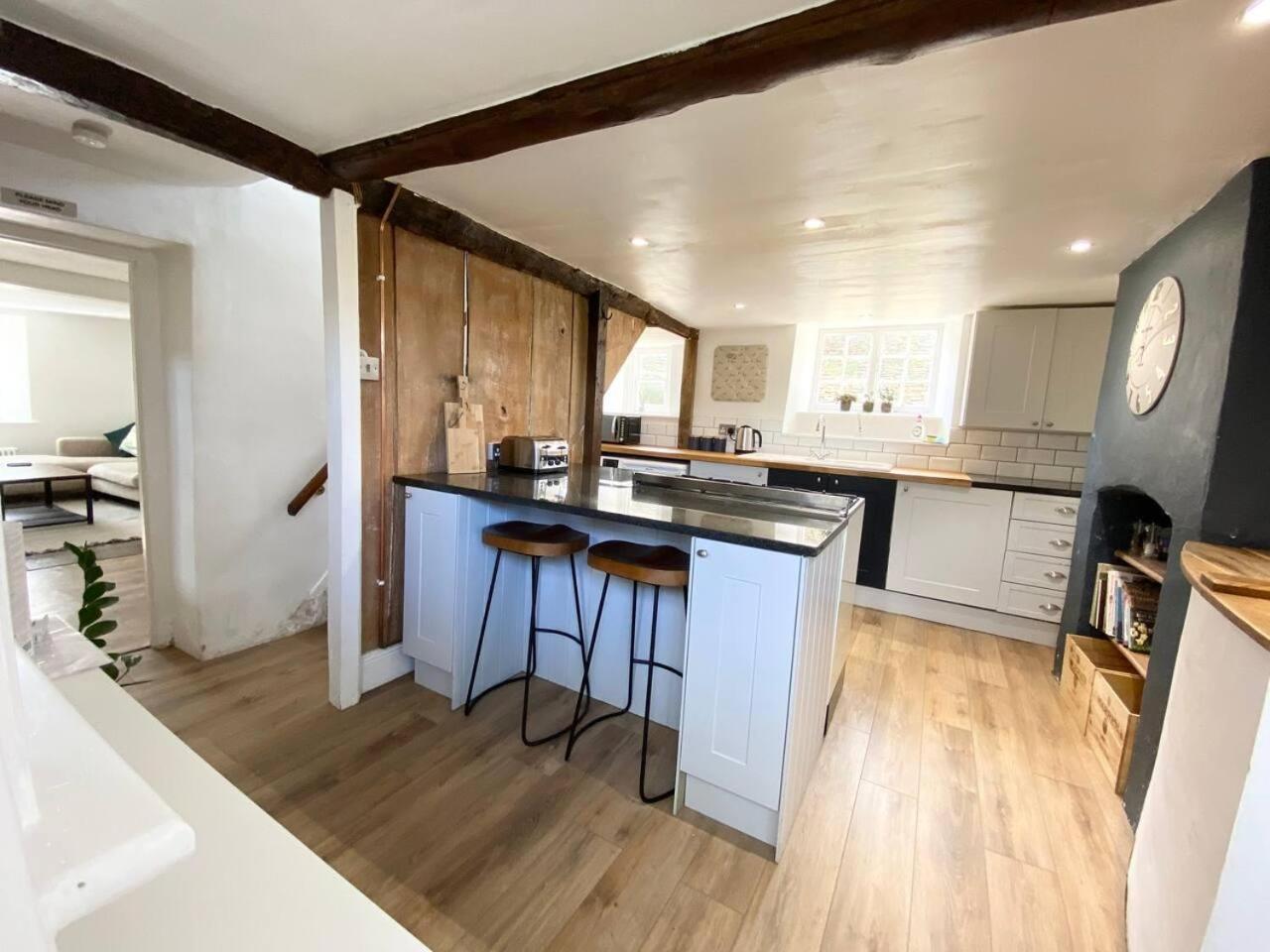 Cosy Two Bedrooom Cottage Set In A Dorset Village Sturminster Newton Exterior foto