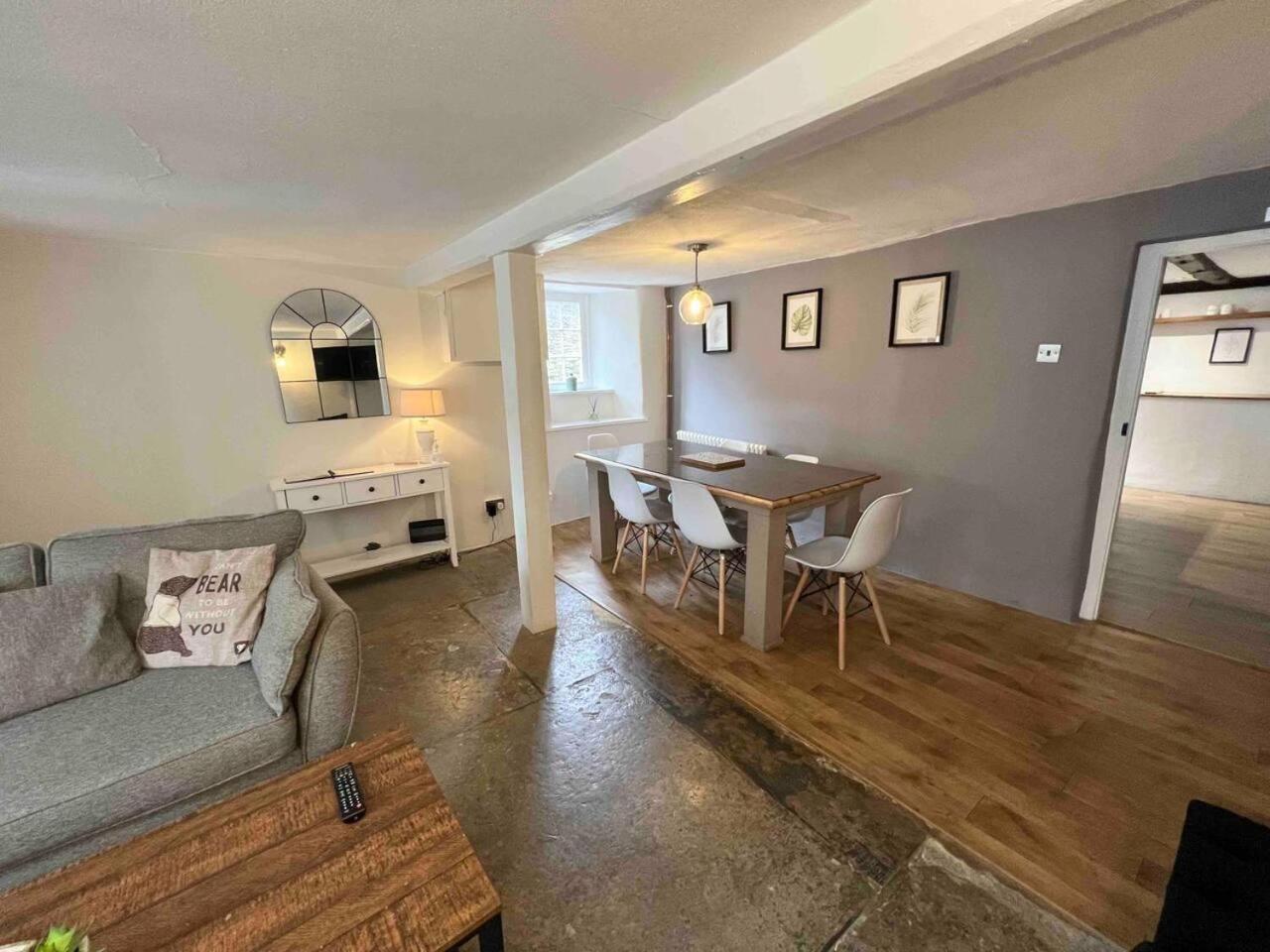 Cosy Two Bedrooom Cottage Set In A Dorset Village Sturminster Newton Exterior foto